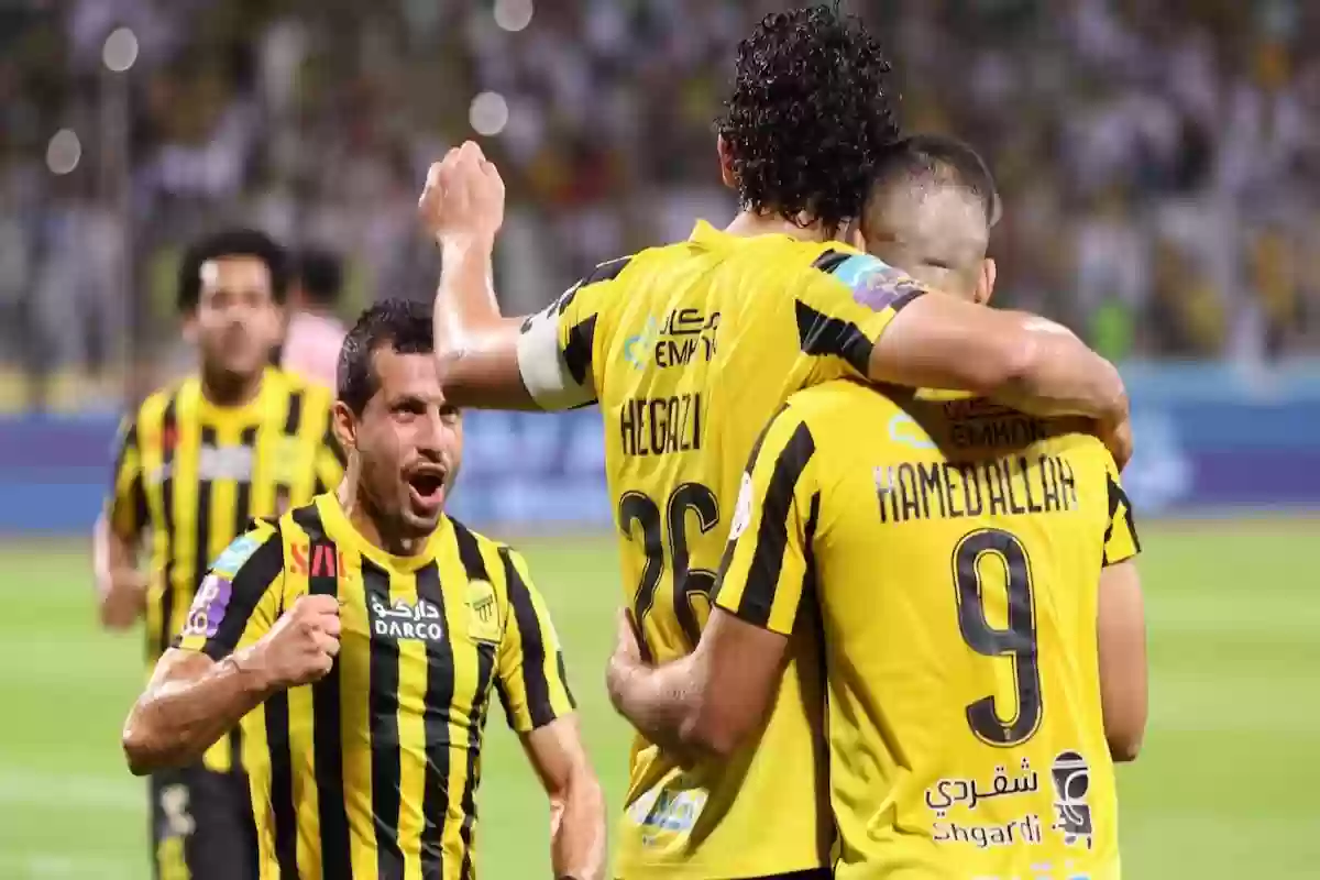 الاتحاد يُهدي النصر هدية العمر!