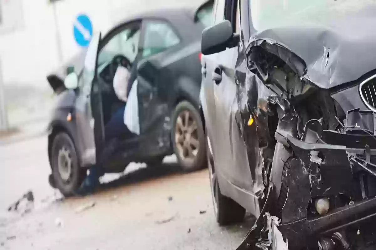 برقم الشاصي فقط.. هذه طريقة الاستعلام عن الحوادث في الإمارات