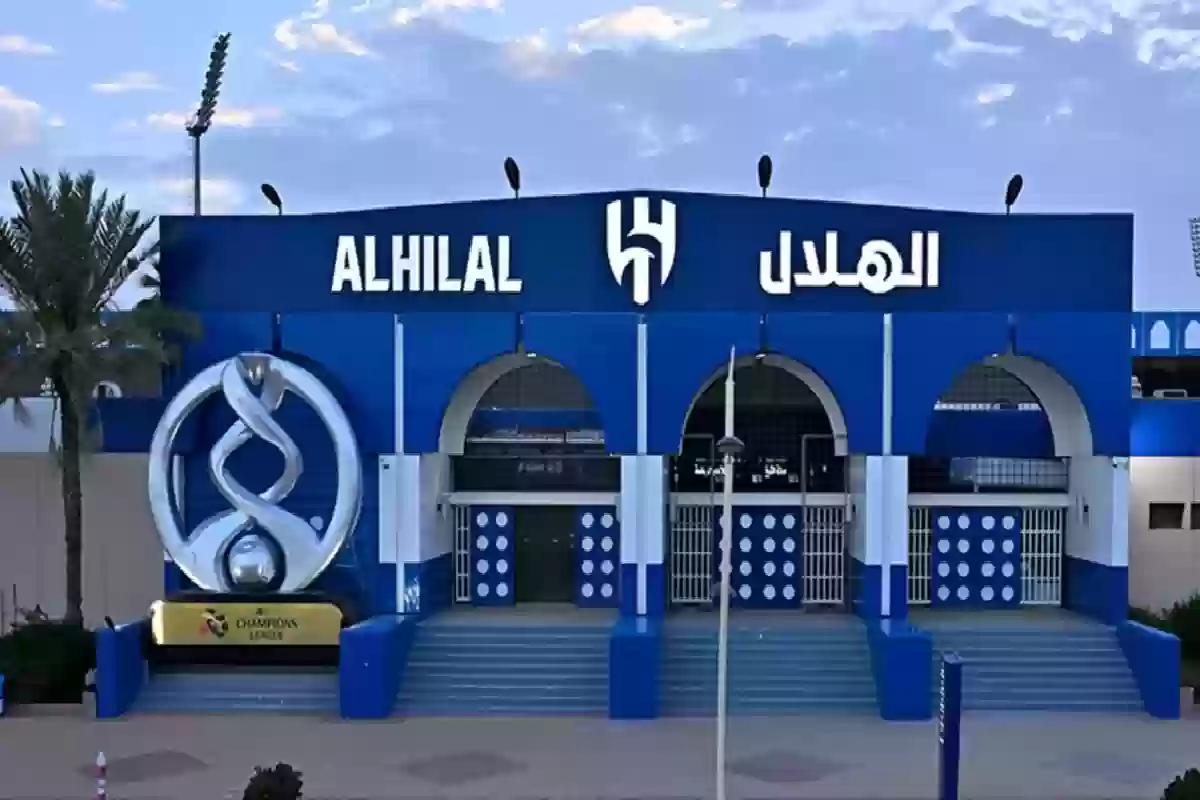 فريق مفاجئ يتوعد الهلال بالثأر انتقاما للاتحاد .. عقب ثلاثية الكلاسيكو. 